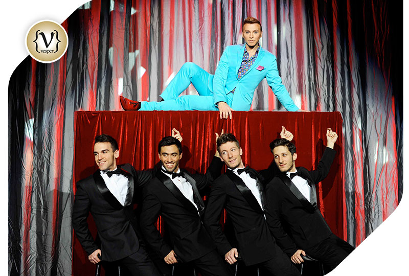 "Σαν κάποιος θίασος" - Τάκης Ζαχαράτος - VESPER gr Magazine