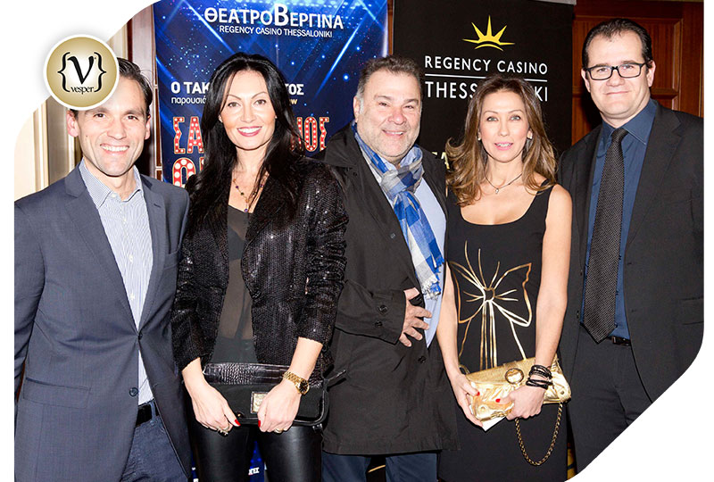 "Σαν κάποιος θίασος" - Τάκης Ζαχαράτος - VESPER gr Magazine