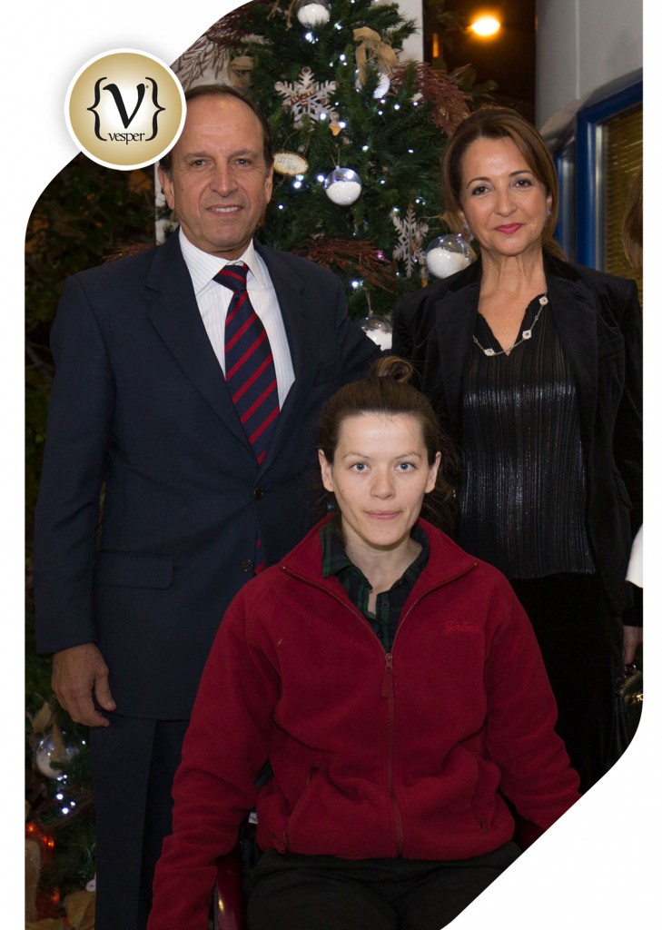 Ta ekpaideutiria Augoulea-Linardrou stirizoun thn MDA Ellas - VESPER gr Magazine