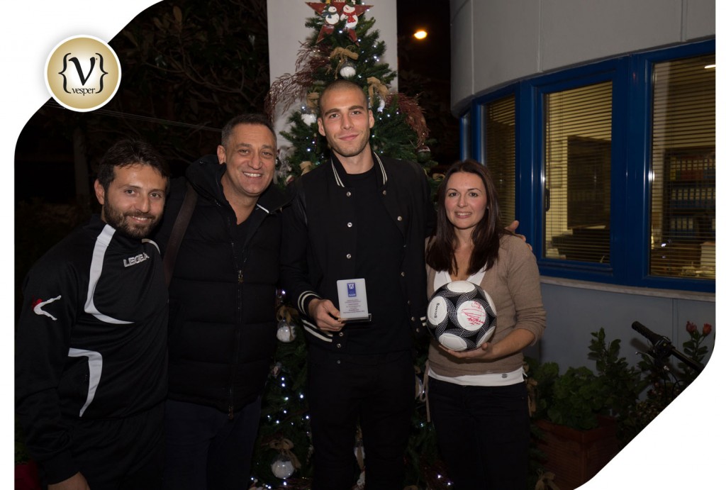 Ta ekpaideutiria Augoulea-Linardrou stirizoun thn MDA Ellas - VESPER gr Magazine