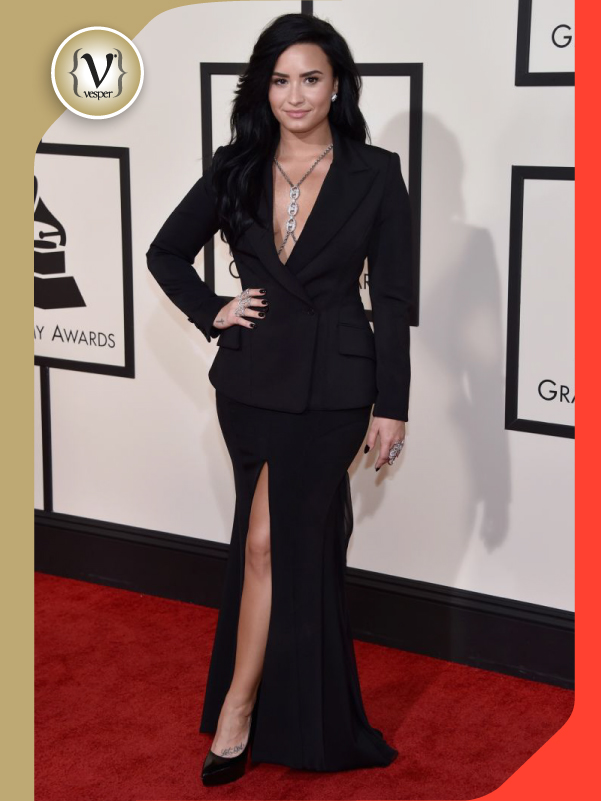 GRAMMYs_RedCarpet_2016-15