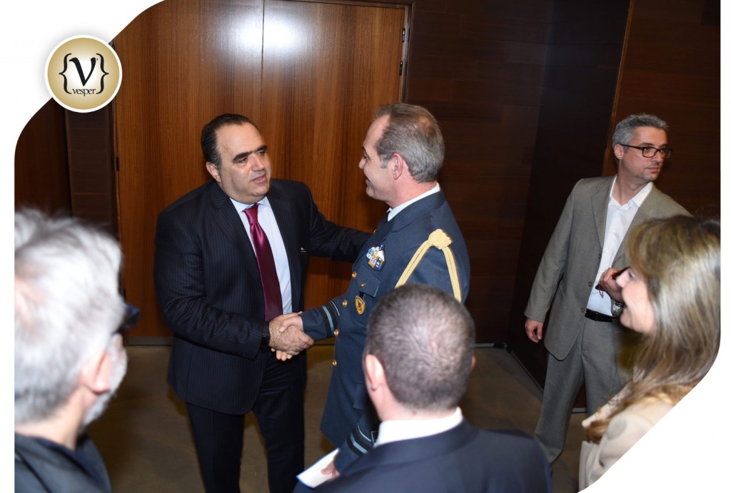 Parousiasi-Neon-Biblion-gia-to-Internet - VESPER gr Magazine