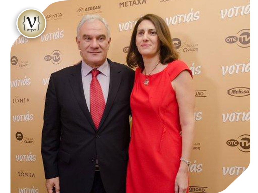 To METAXA sti tainia NOTIAS - VESPER gr Magazine