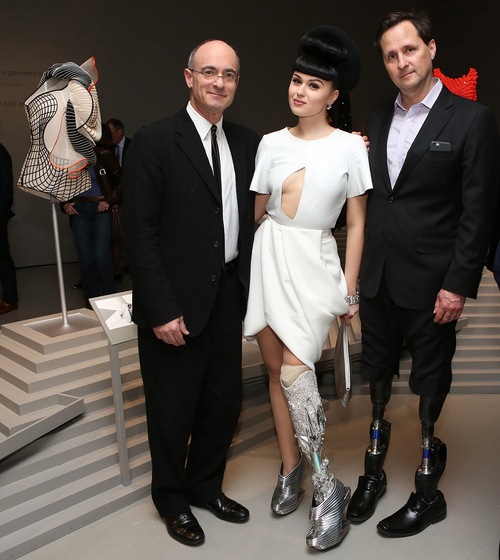 Viktoria Modesta - VESPER gr Magazine