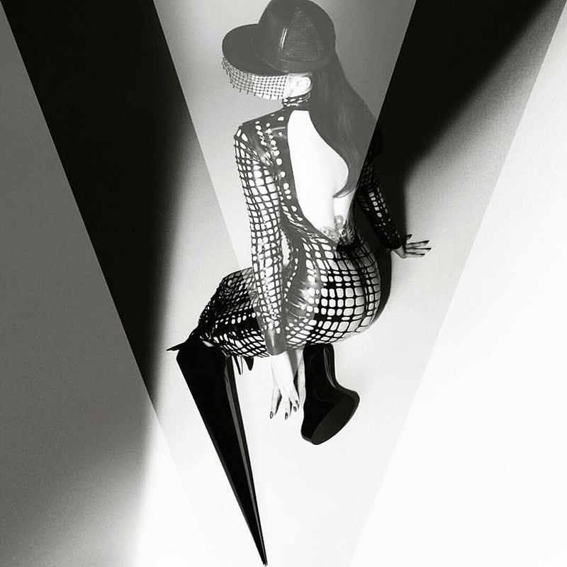 Viktoria Modesta - VESPER gr Magazine