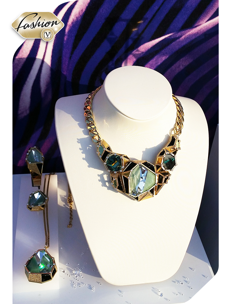 Η λαμπερή βραδιά της παρουσίασης της φθινοπωρινής συλλογής Swarovski