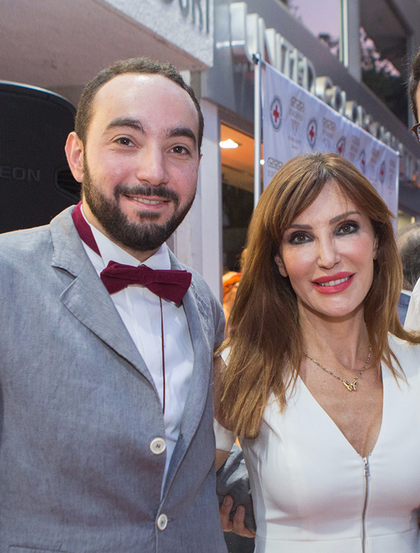 Λαμπερά εγκαίνια του νέου κοσμηματοπωλείου “IORDANIS” στην Κύπρο