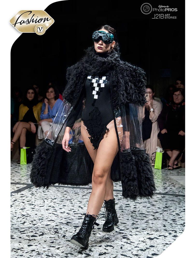 To L21B Art Stories στηρίζει τους νέους σχεδιαστές