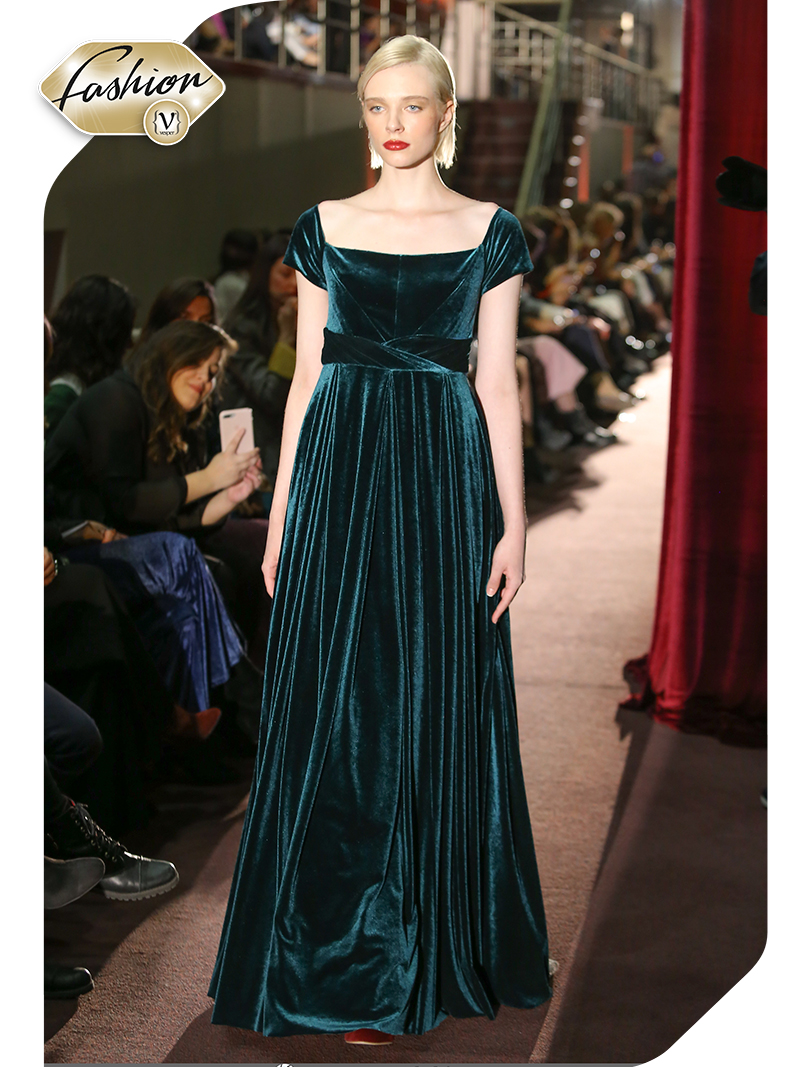 Παρουσίαση της νέας συλλογής της madame shoushou στον Ιππόδρομο Αθηνών στο Μαρκόπουλο για τους σκοπούς της ΕΛΕΠΑΠ