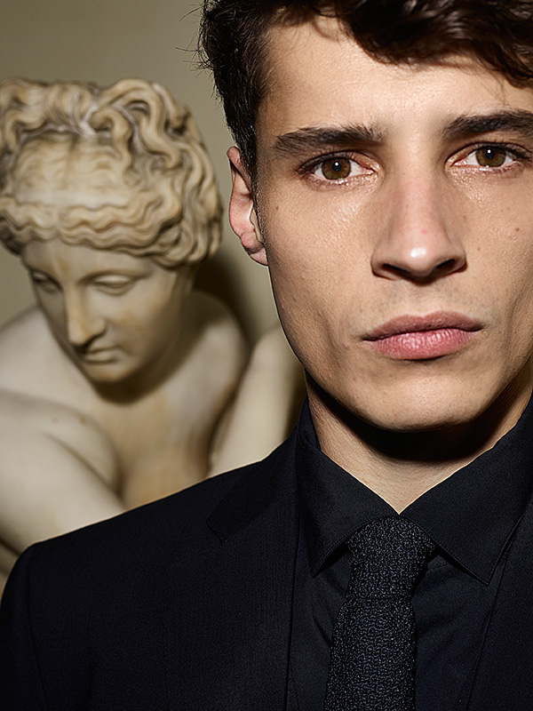 Evening Whispering από την Massimo Dutti