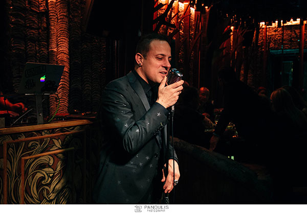 Λαμπερή βραδιά στο νέο "woo woo" στο Κολωνάκι