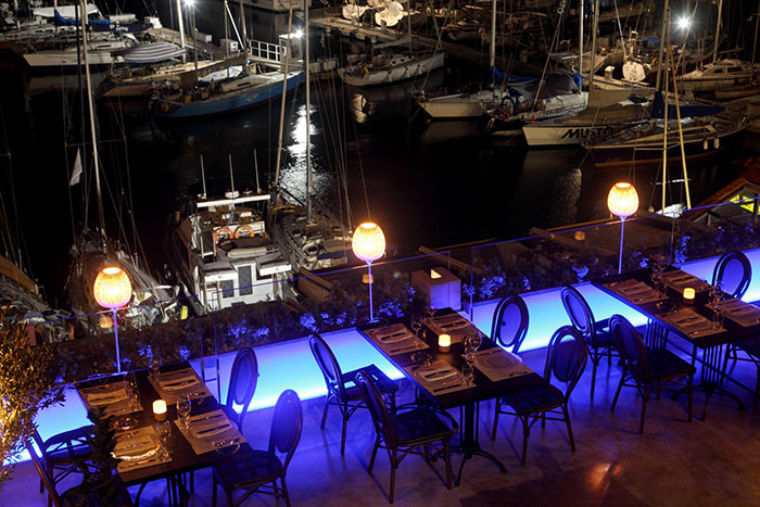 hot spot Bites & Wine στο Μικρολίμανο - εστιατόριο