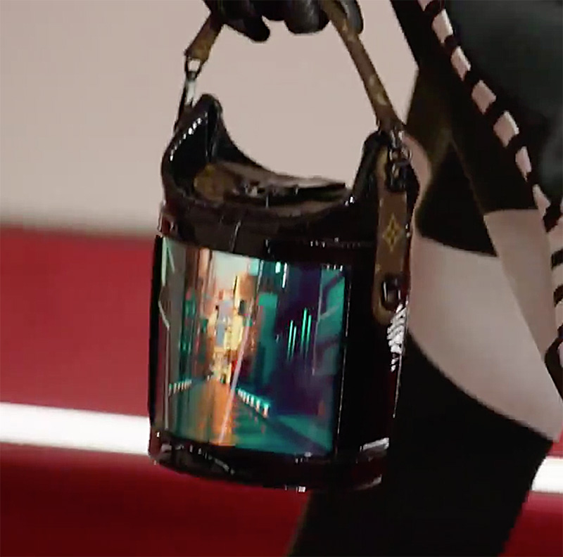H Louis Vuitton και οι νέες Hi-Tech τσάντες της