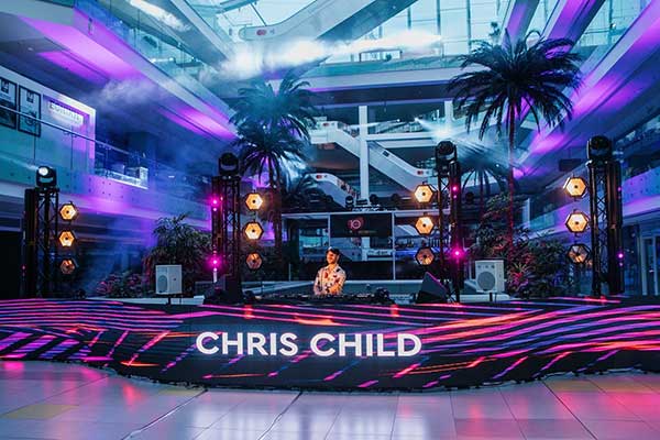 Live Stream @ Athens Metro Mall - Μια διαφορετική μουσική πρωτοβουλία για καλό σκοπό