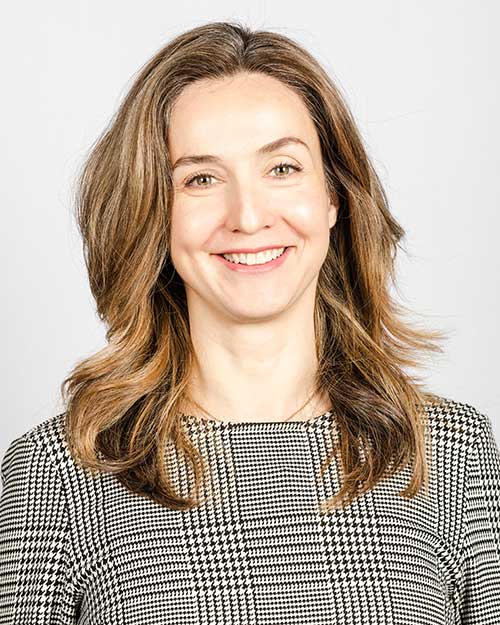 Νιόβη Χριστοπούλου, Attorney and Strategist