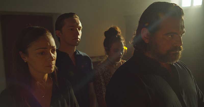 COSMOTE TV: επίσημη παρουσίαση της νέας σειράς μυθοπλασίας "42οC"