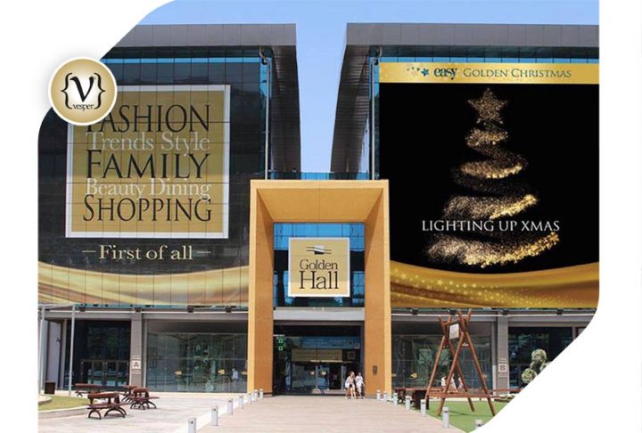 Lighting up Xmas at Golden Hall