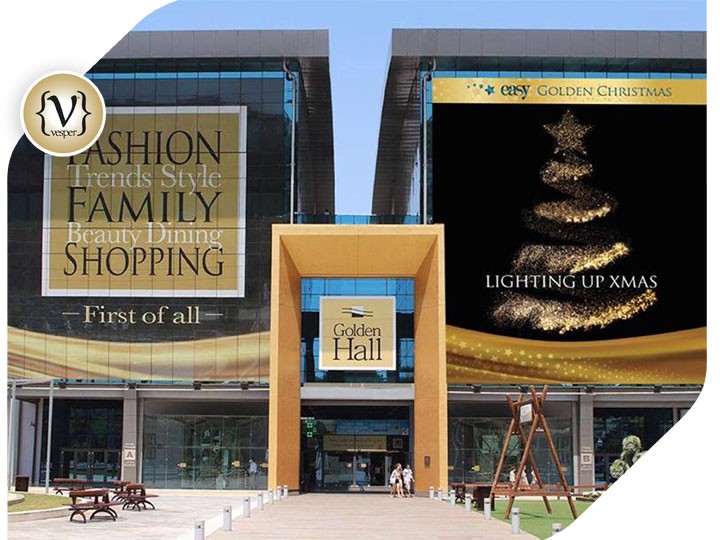 Lighting up Xmas at Golden Hall