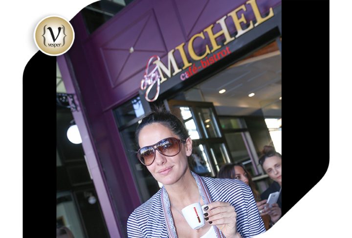 Η Αδάμ για καφεδάκι στο Chez Michel