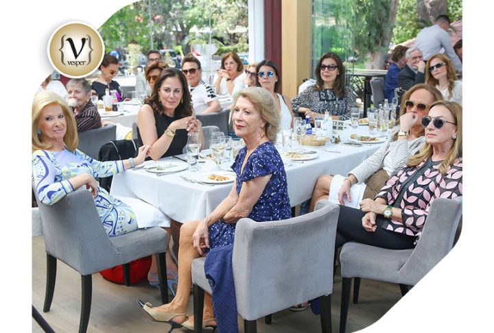 Lunch στο Mezzaluna προς τιμήν της Διευθύντριας της Πινακοθήκης