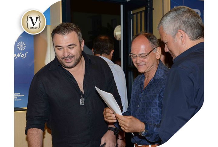 Ο Αντώνης Ρέμος στο Gofas Jewelry στην Μύκονο