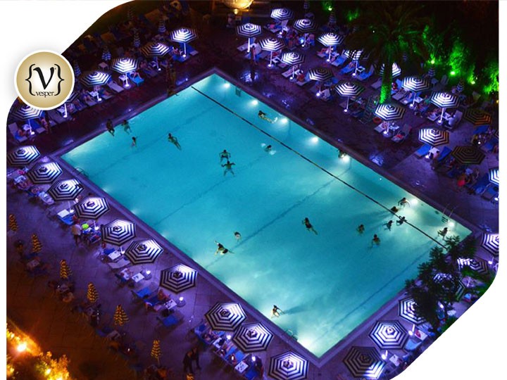 Βραδινές βουτιές στην πισίνα του Hilton κάθε Πέμπτη!