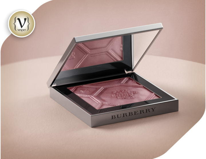 Retro διάθεση από τον Οίκο Burberry