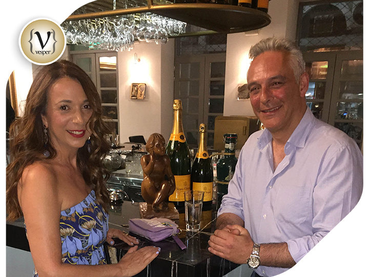 Η Χριστίνα Αλεξανιάν στο εστιατόριο 