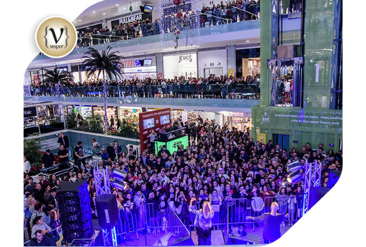 Εντυπωσιακό Christmas Live Stage στο ATHENS METRO MALL