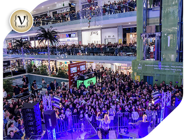 Εντυπωσιακό Christmas Live Stage στο ATHENS METRO MALL