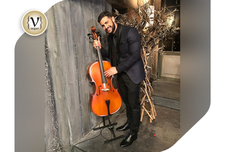 Ο Κωνσταντίνος Βασάλος επιλέγει ρούχα by Takis Giannetos