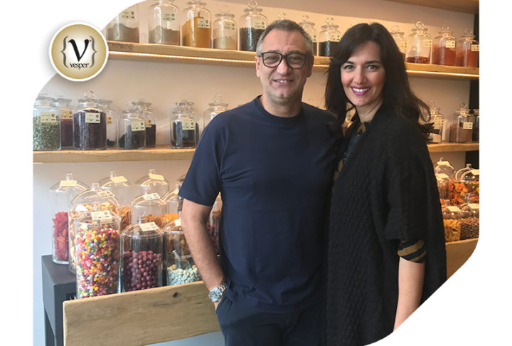 Νόνη Δούνια και Γιώργος Ντάβλας στο κατάστημα “Era” στη Γλυφάδα