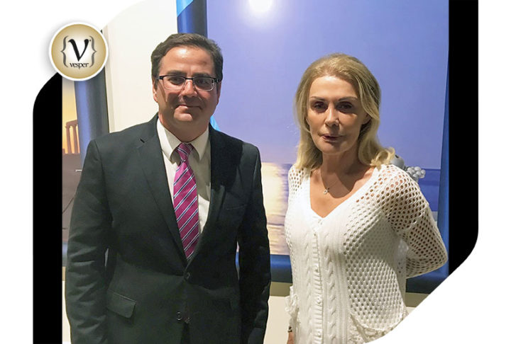 Η Σάσα Βραδινογιάννη στο Elysium Hotel στην Πάφο της Κύπρου