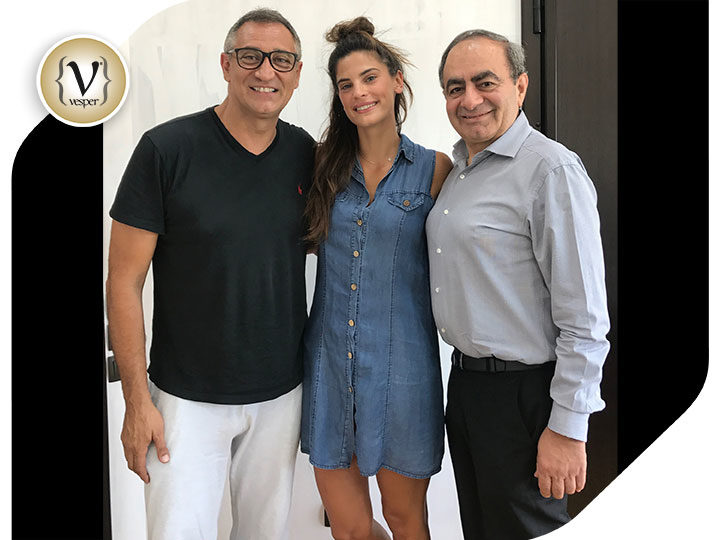 H Xριστίνα Μπόμπα στο κοσμηματοπωλείο GOURNELOS