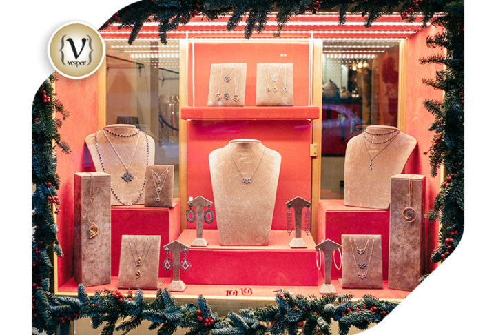 Pre-Christmas Cocktail Party από την Ουρανία Βουράκη