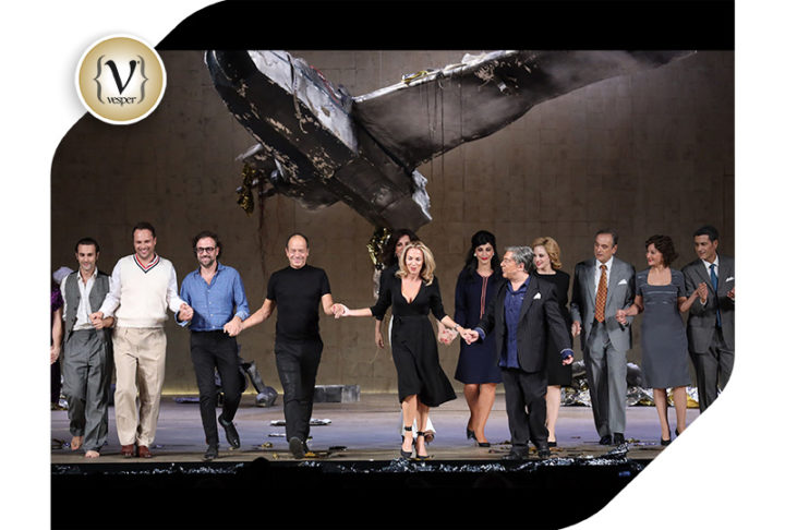 Πρεμιέρα έκανε η πολυσυζητημένη παράσταση Ωνάσης: Τα θέλω όλα