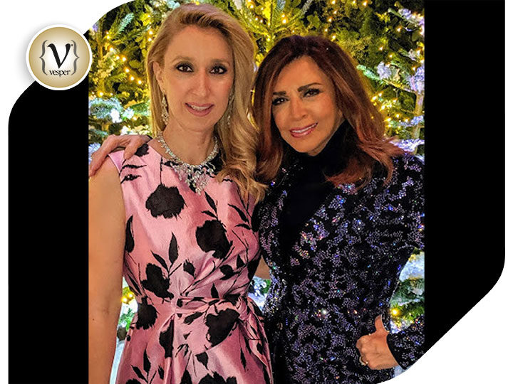 Έλενα Ντάβλα και Μιμή Ντενίση σε λαμπερό κάλεσμα στα βόρεια προάστια