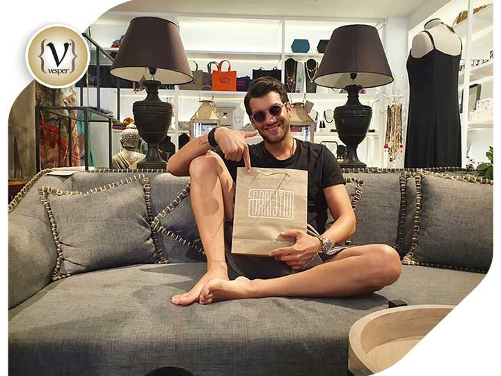 Ο Μάνος Ιωάννου στο Graffito Concept Store