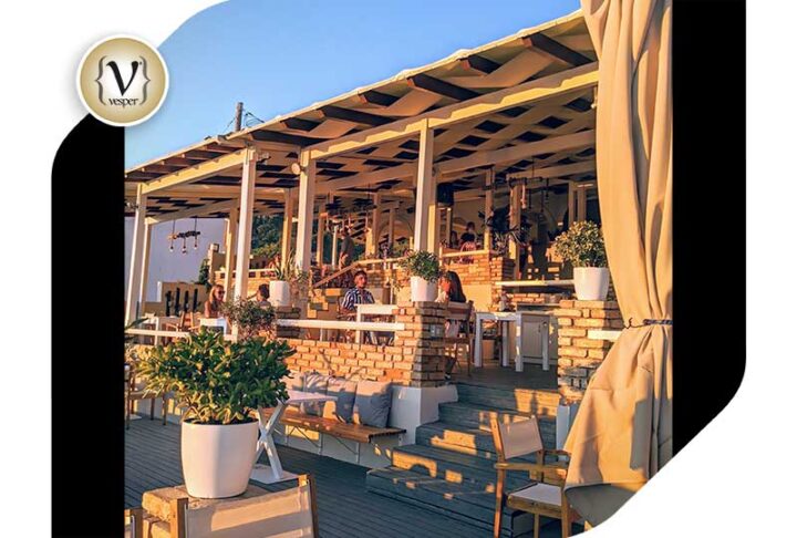 Ποιους συναντήσαμε στην κοσμοπολίτικη παραλία του Αγίου Γόρδη στην Κέρκυρα;