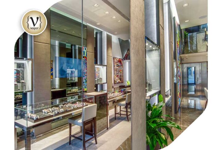 Το ιστορικό κοσμηματοπωλείο GOFAS άνοιξε και πάλι της πόρτες του για τους λάτρεις των ρολογιών και των κοσμημάτων