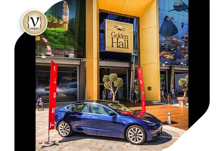 Το Golden Hall καλωσορίζει την Tesla!
